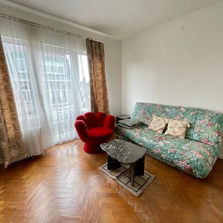 Superbe Appartement Duplex Avec Jacuzzi Brussel Buitenkant foto